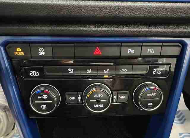 Volkswagen T Roc Cabrio Style 1.5 TSI 150cv DSG Nacional lleno