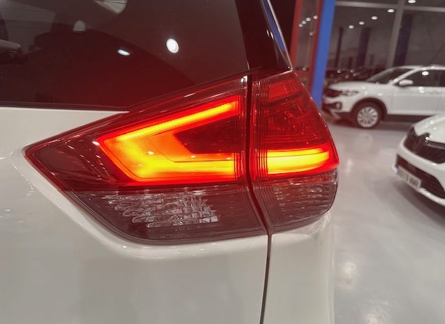 Nissan X-Trail DIG-T 160cv N-Connecta Techo Solar lleno