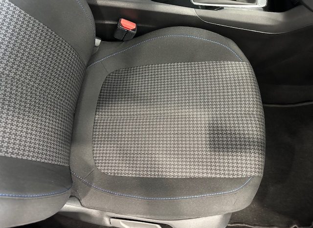Peugeot 308  SW Style 1.6 BlueHDI 130cv lleno