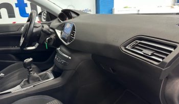 Peugeot 308  SW Style 1.6 BlueHDI 130cv lleno