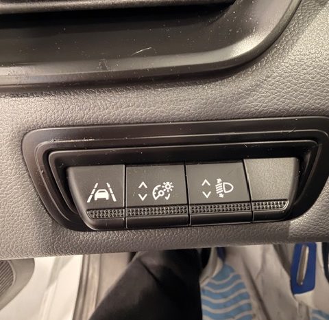 Renault Clio Business Blue dCi 85cv lleno