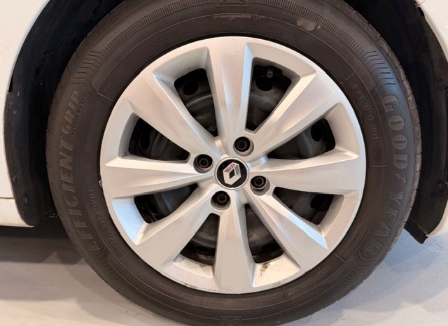 Renault Clio Business Blue dCi 85cv lleno