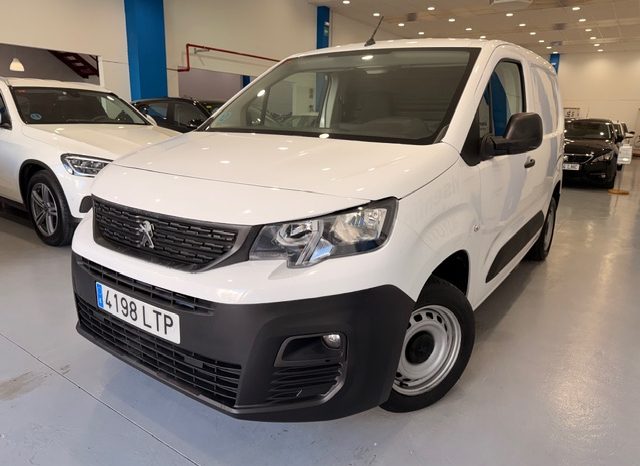 Peugeot Partner Pro Standard BlueHDI lleno