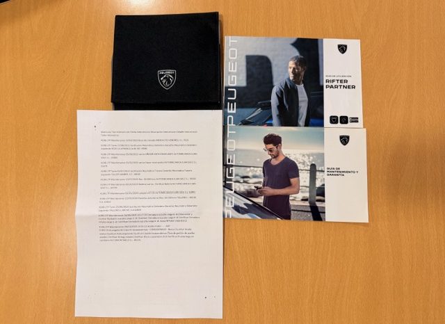 Peugeot Partner Pro Standard BlueHDI lleno