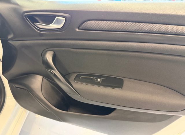 Renault Megane 1.5 dCi 95cv Life Blue lleno
