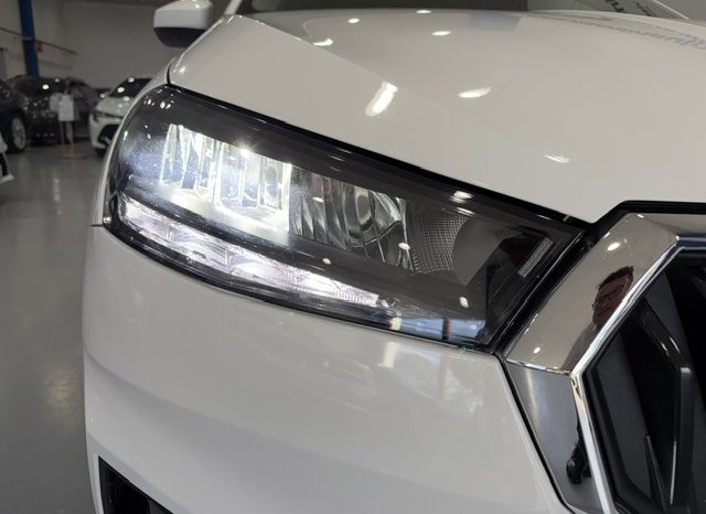 Skoda Fabia Ambition TSI 110cv 2023 lleno