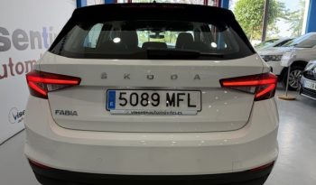 Skoda Fabia Ambition TSI 110cv 2023 lleno
