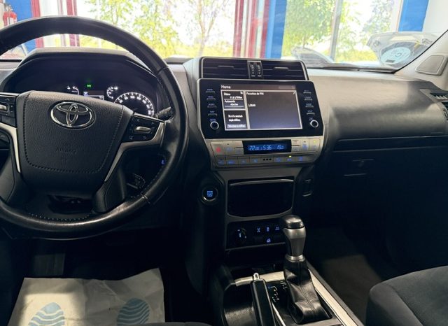 Toyota Land Cruiser VX Auto 5 puertas Nacional del 22/09/2021 lleno