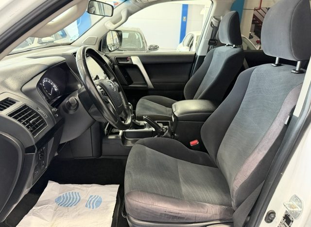 Toyota Land Cruiser VX Auto 5 puertas Nacional del 22/09/2021 lleno