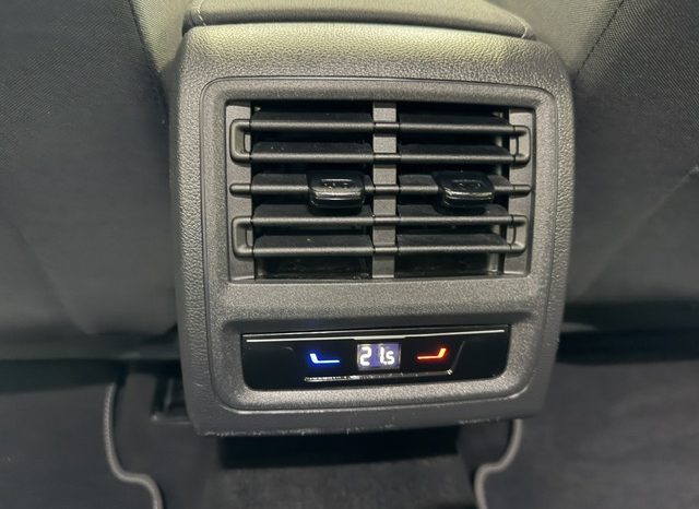 Volkswagen Golf Variant Life eTSI 110cv DSG Nacional lleno