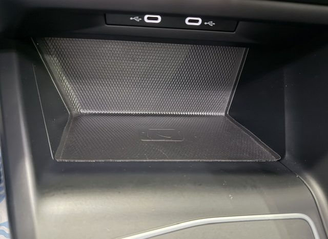 Volkswagen Golf Variant Life eTSI 110cv DSG Nacional lleno