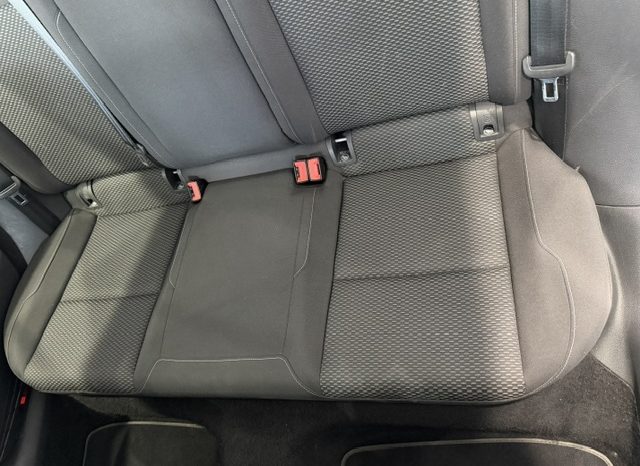 Volkswagen Golf Last Edition 1.6 TDI 115cv 2020 lleno