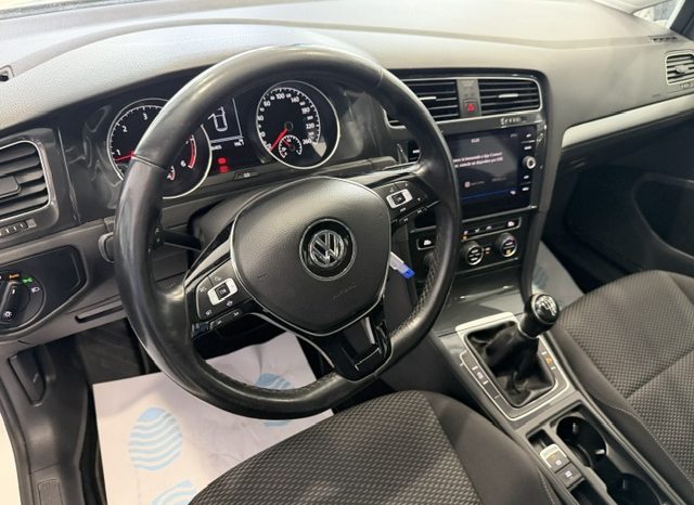 Volkswagen Golf Last Edition 1.6 TDI 115cv 2020 lleno