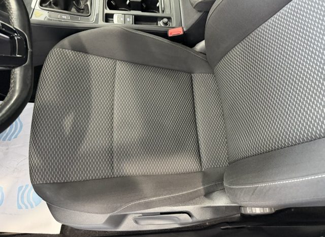 Volkswagen Golf Last Edition 1.6 TDI 115cv 2020 lleno