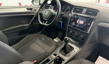Volkswagen Golf Last Edition 1.6 TDI 115cv 2020 lleno