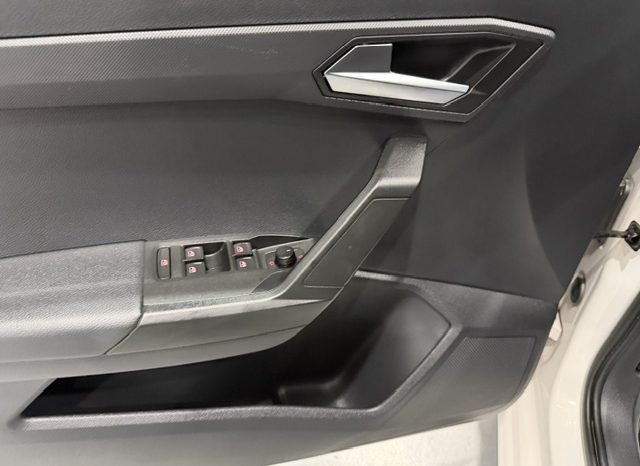 Seat Ibiza 1.0 TSI 110cv Style Plus lleno