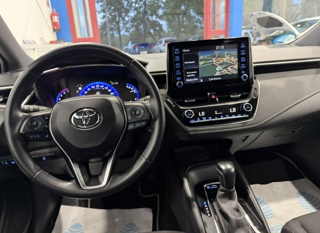 Toyota Corolla 1.8 125H Active Tech TS lleno