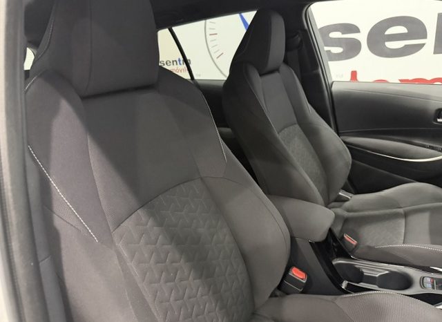 Toyota Corolla 1.8 125H Active Tech TS lleno