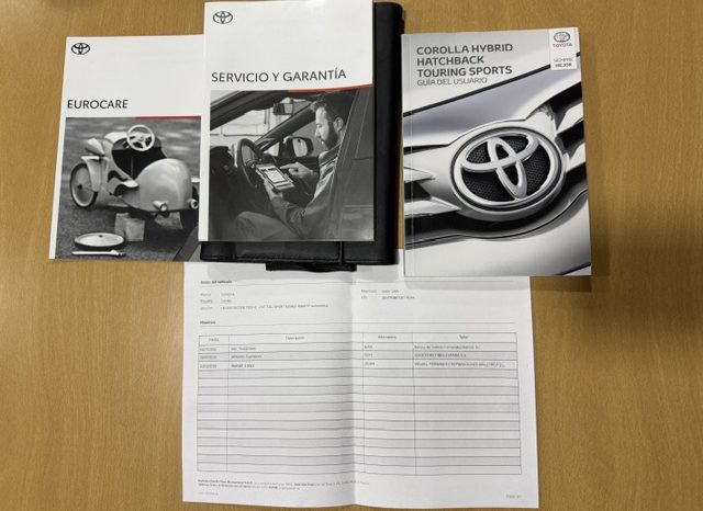 Toyota Corolla 1.8 125H Active Tech TS lleno