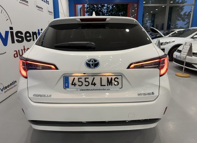 Toyota Corolla 1.8 125H Active Tech TS lleno