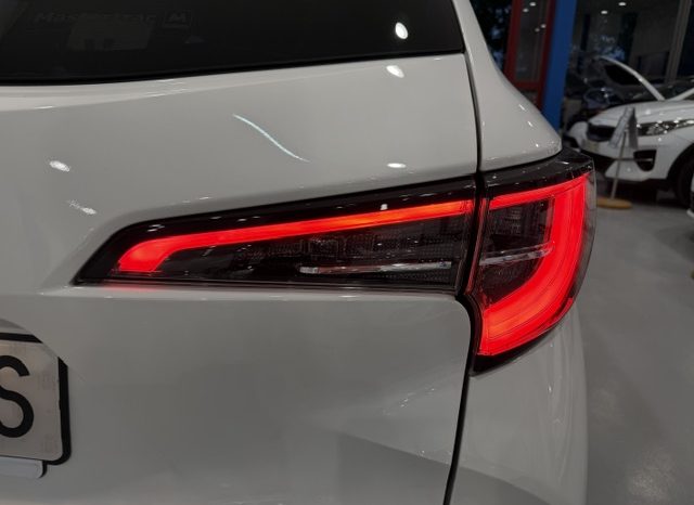 Toyota Corolla 1.8 125H Active Tech TS lleno